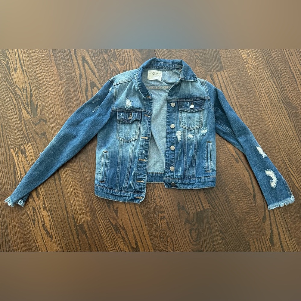 Jean jacket size small